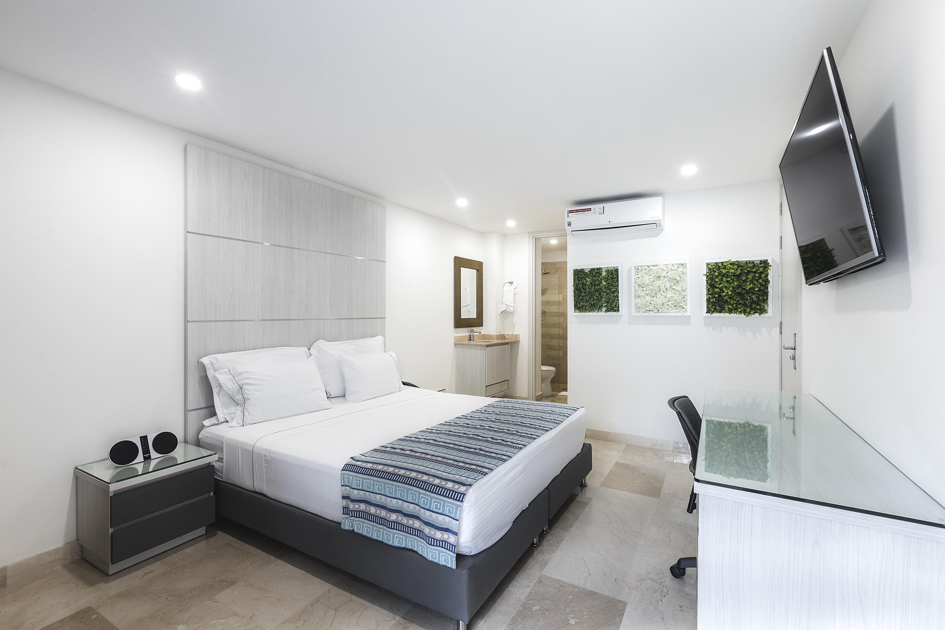 Hotel Madeiro เมเดยิน ภายนอก รูปภาพ