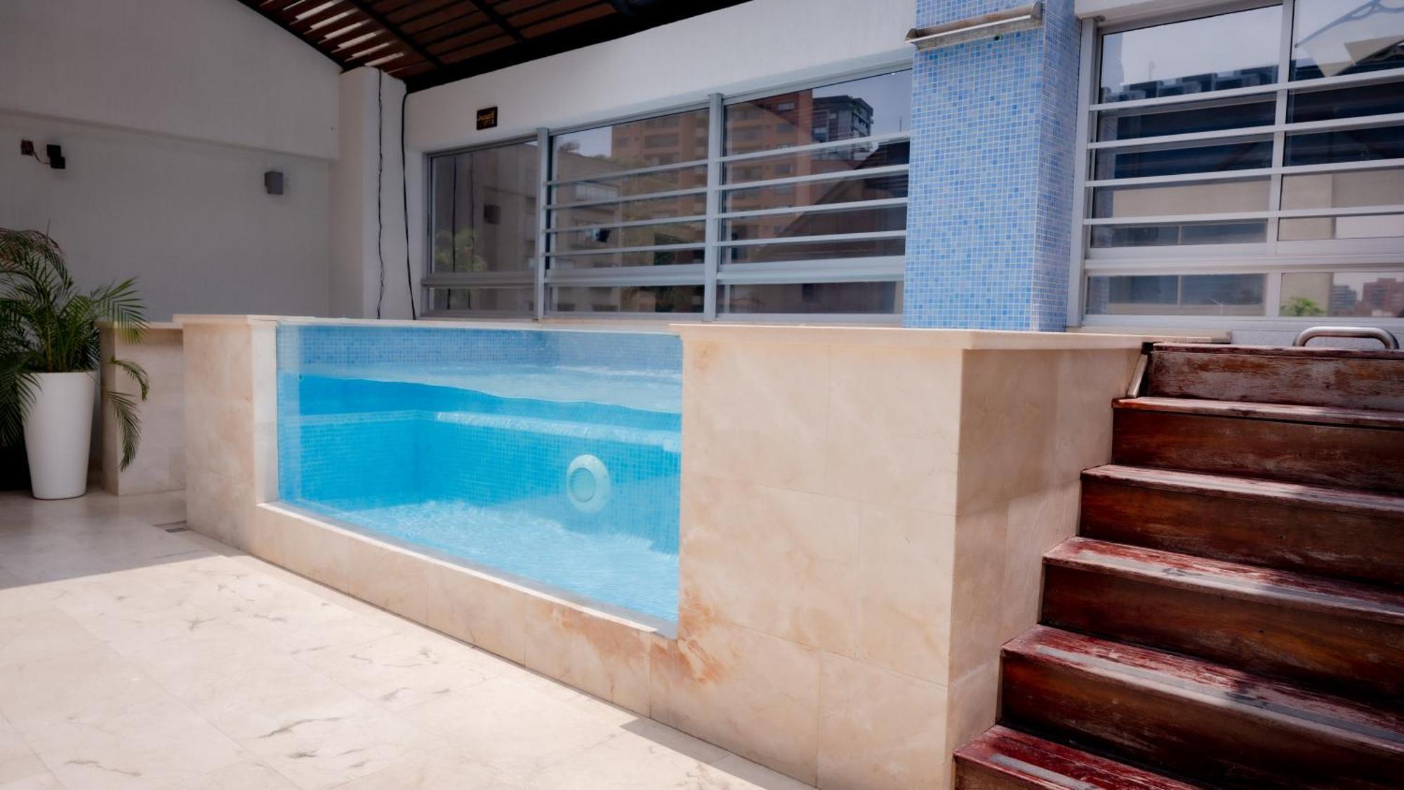 Hotel Madeiro เมเดยิน ภายนอก รูปภาพ