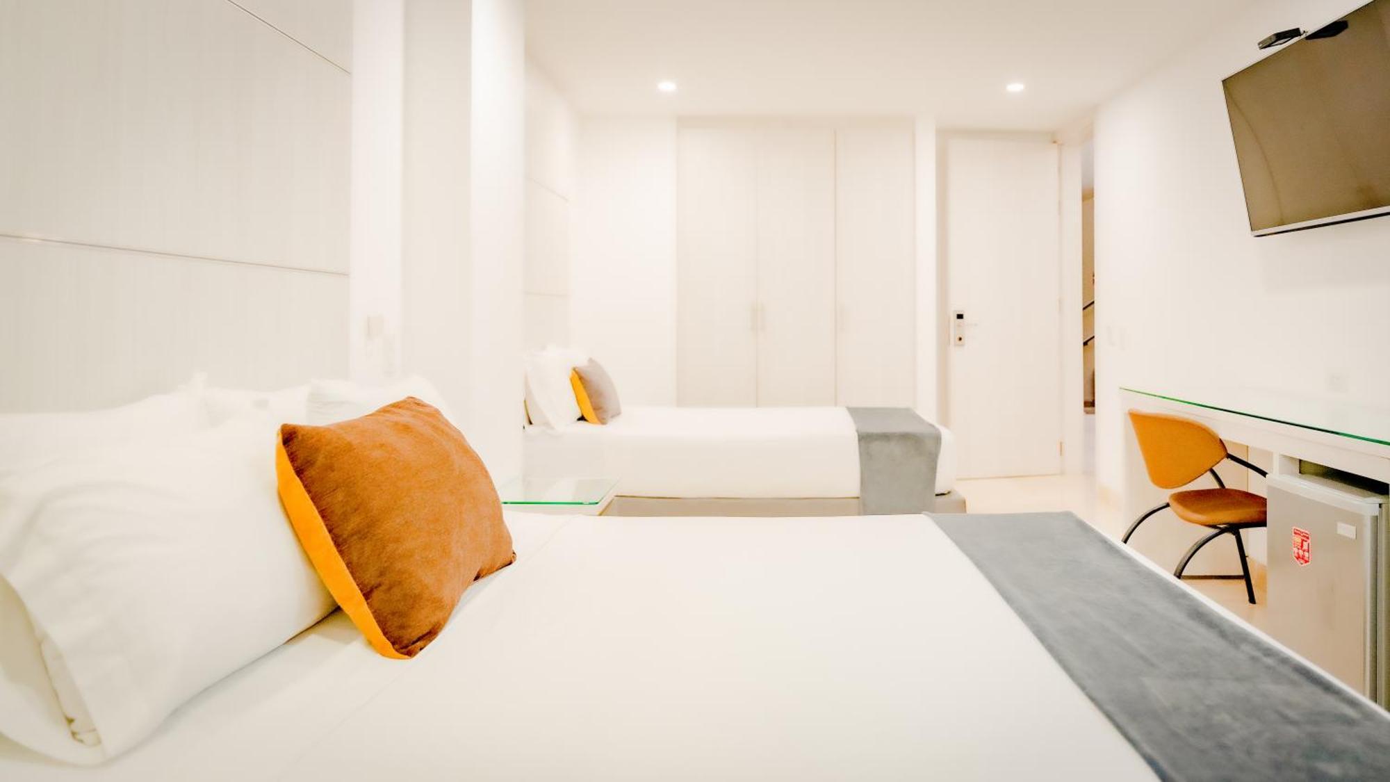 Hotel Madeiro เมเดยิน ภายนอก รูปภาพ