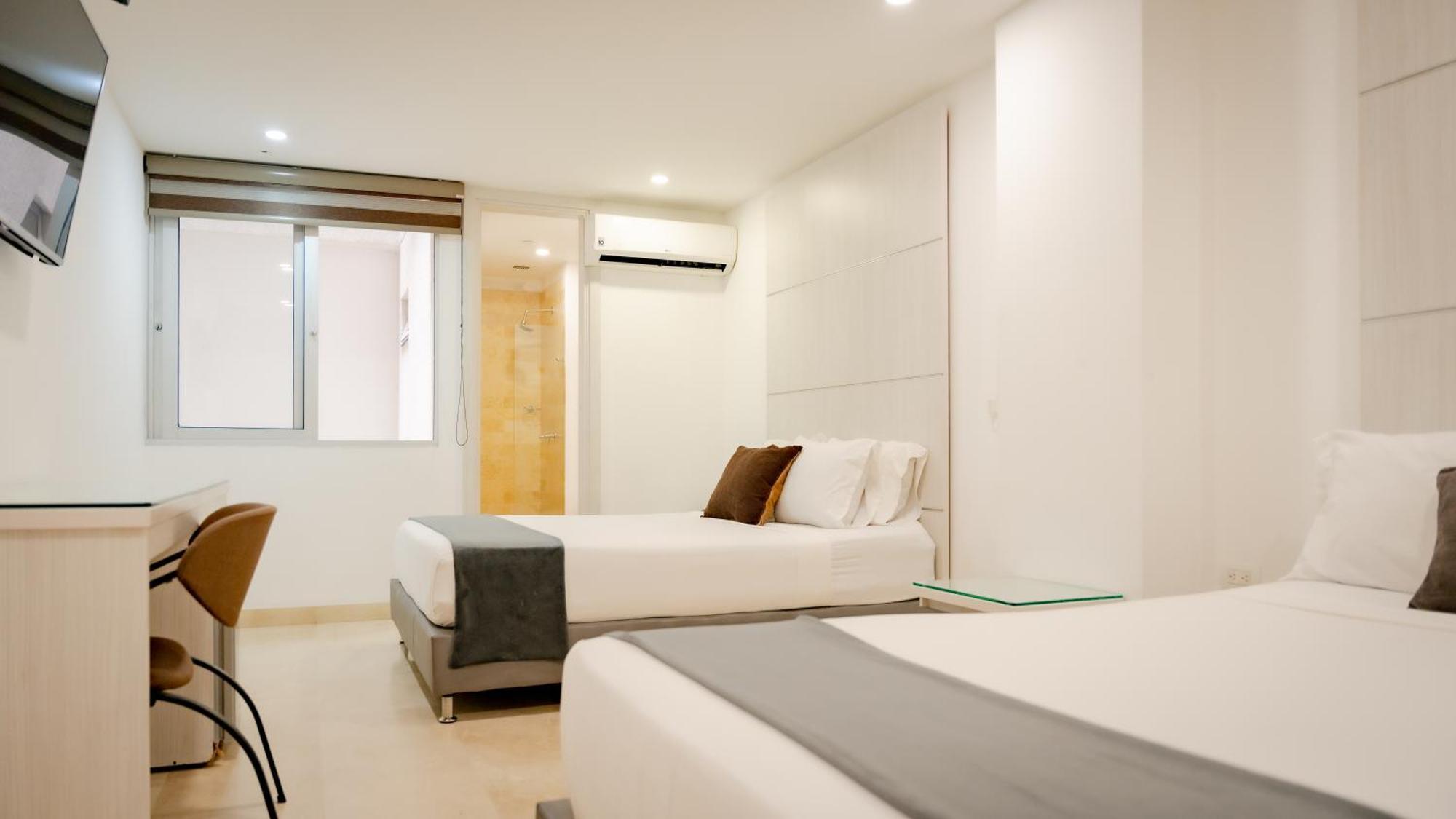 Hotel Madeiro เมเดยิน ภายนอก รูปภาพ